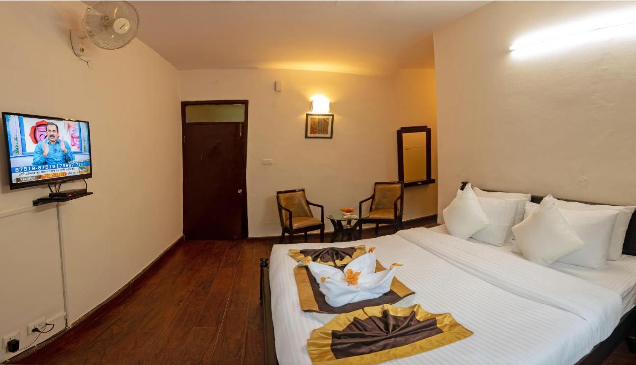 Langdale Manor Hotell Nainital Eksteriør bilde