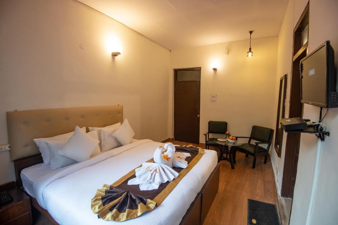 Langdale Manor Hotell Nainital Eksteriør bilde